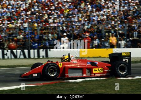 Michele Alboreto (ITA) Ferrari 156/85 Foto Stock