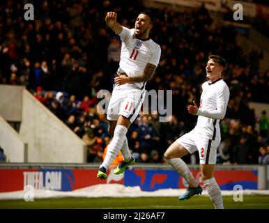 COLCHESTER, Regno Unito, MARZO 29: Sam Greenwood (Leeds United)of England U20 celebra il suo obiettivo durante Under 20 International tra England und Foto Stock