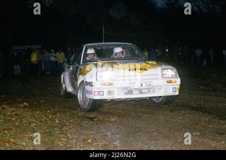 Erwin Weber (GER) Gunter Wanger (GER) Opel Manta 400 GrB Opel Euro Team Foto Stock