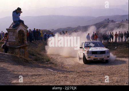 Alessandro Alex Fiorio (ITA) Luigi Pirollo (ITA) Fiat uno Turbo GRA Jolly Club Foto Stock