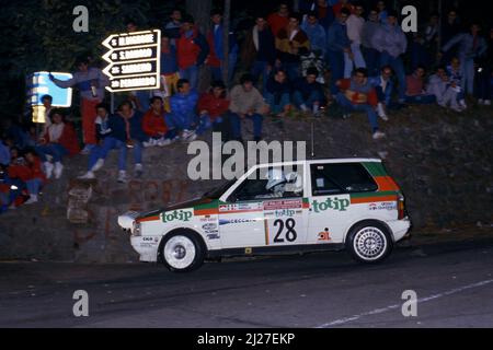 Alessandro Alex Fiorio (ITA) Luigi Pirollo (ITA) Fiat uno Turbo GRA Jolly Club Foto Stock