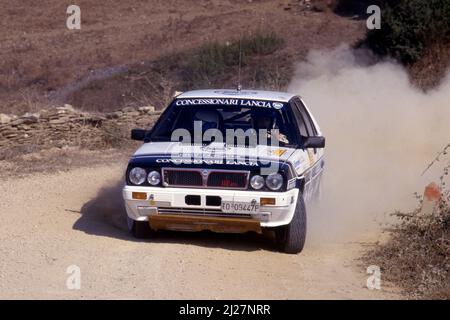 Gianfranco Cunico (ITA) Stefano Steve Evangelisti (ITA) Lancia Delta HF 4WD GRN concessionari Lancia Jolly Tamauto Foto Stock