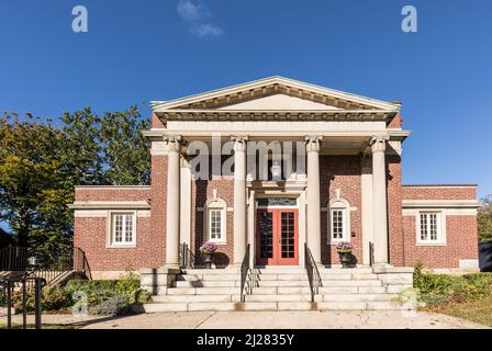 Newport, USA - 23 settembre 2017: Ingresso della Newport Community Church a Newport, USA. Foto Stock