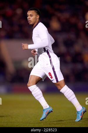 Cameron Archer in Inghilterra durante la partita Under 20 Elite League al JobServe Community Stadium di Colchester. Data foto: Martedì 29 marzo 2022. Foto Stock