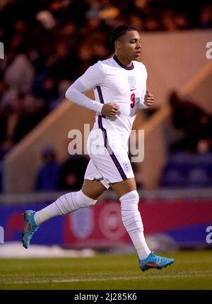 Cameron Archer in Inghilterra durante la partita Under 20 Elite League al JobServe Community Stadium di Colchester. Data foto: Martedì 29 marzo 2022. Foto Stock