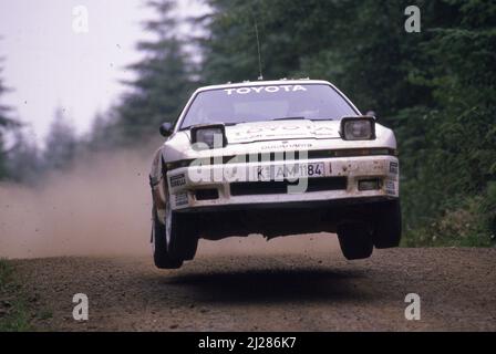 Bjorn Waldegard (SWE) Fred Gallagher (GBR) Toyota Supra 3,0i GRA Toyota Team Europe Foto Stock