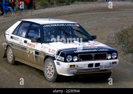 Gianfranco Cunico (ITA) Stefano Steve Evangelisti (ITA) Lancia Delta HF 4WD GRN concessionari Lancia Jolly Tamauto Foto Stock