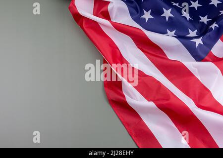 Bandiera degli Stati Uniti su sfondo verde, bandiera degli Stati Uniti, su sfondo verde oliva con un bianco sul lato sinistro Foto Stock