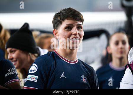 Parigi, Francia. 30th Mar 2022. ELISA de Almeida e la squadra del PSG festeggiano durante la UEFA Women's Champions League, le quarti di finale, la partita di calcio a 2nd gambe tra Paris Saint-Germain (PSG) e il Bayern Monaco (Munchen) il 30 marzo 2022 allo stadio Parc des Princes di Parigi, Francia. Credit: Victor Joly/Alamy Live News Foto Stock