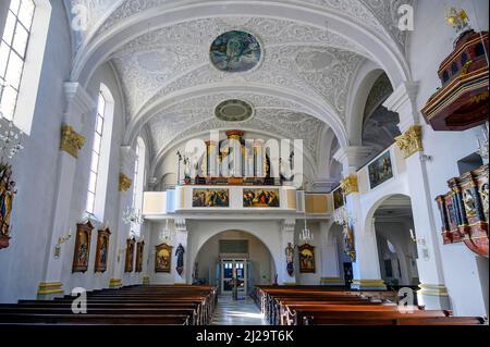 Loft organo, San Nikolaus, chiesa parrocchiale della città cattolica romana, Immenstadt, Allgaeu, Baviera, Germania Foto Stock