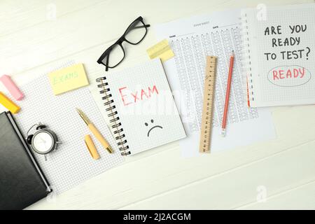 Concetto di esami e test, vista dall'alto Foto Stock