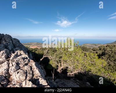 Paesaggio della Serra de Tramuntana , catena montuosa dell'isola spagnola di Palma di Maiorca, Spagna Foto Stock