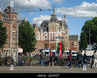 Stazione centrale di Amsterdam Foto Stock