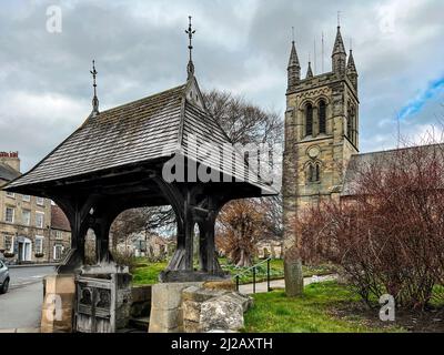 Helmsley Parish Church- una città di mercato e parrocchia civile nel distretto di Ryedale nel North Yorkshire, Inghilterra. Foto Stock