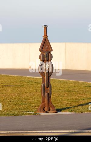 Un cartello della rete ciclabile nazionale a Seaton Carew Foto Stock