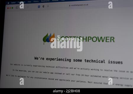 Slough, Berkshire, Regno Unito. 31st marzo. 2022. Il sito Web ScottishPower non è disponibile. Prima del tetto dei prezzi dell'energia che salirà da domani, gli casalinghi sono stati sollecitati da esperti di risparmio di denaro come Martin Lewis, a presentare oggi le loro letture dei contatori di elettricità e gas. Di conseguenza, alcuni siti Web delle società energetiche sono andati in calo, tra cui EDF e Scottish Power, il che significa che i clienti non sono stati in grado di inviare le loro letture dei contatori. Credit: Maureen McLean/Alamy Live News Foto Stock