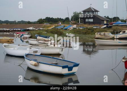 Vista del porto di morston a marea alta. Foto Stock