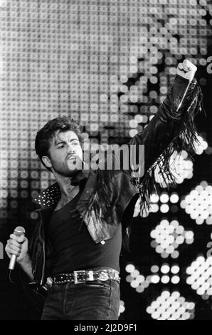 George Michael del duo pop Wham!, al concerto di addio intitolato The Final. Stadio di Wembley, 28th giugno 1986. Foto Stock