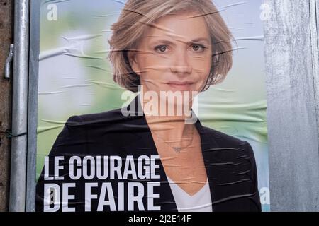 Francia, Bretagna, Medreac il 31/03/2022/ Poster ufficiali della campagna presidenziale nel comune di Medreac in Bretagna. Francia, Bretagna, Medrea Foto Stock