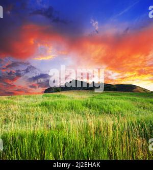 majestic sunset in the mountains landscape Foto Stock