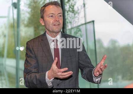 Ginevra, Svizzera, Svizzera. 1st Apr 2022. Ginevra Svizzera, 04/01/2021: JÃ¼rg Lauber (Capo della Missione permanente della Svizzera presso l'Ufficio delle Nazioni Unite e altre organizzazioni internazionali di Ginevra) ha spiegato il suo lavoro e i suoi rapporti con i giornalisti (Credit Image: © Eric Dubost/Pacific Press via ZUMA Press Wire) Foto Stock