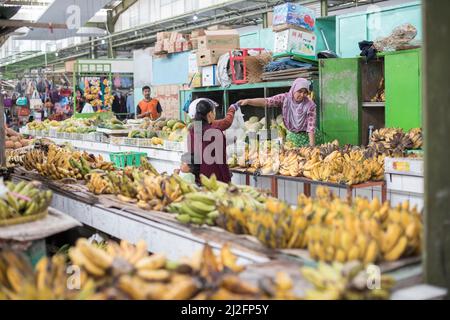 Mercato dei prodotti e dei fiori a Yogyakarta, Indonesia. Foto Stock