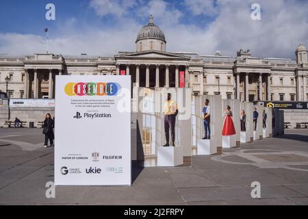 Londra, Regno Unito. 01st Apr 2022. Una speciale mostra gratuita è stata allestita a Trafalgar Square in occasione del lancio del London Games Festival, che si svolge dal 1st al 10th aprile. Il London Games Festival celebra i videogiochi e l'intrattenimento interattivo. (Foto di Vuk Valcic/SOPA Images/Sipa USA) Credit: Sipa USA/Alamy Live News Foto Stock