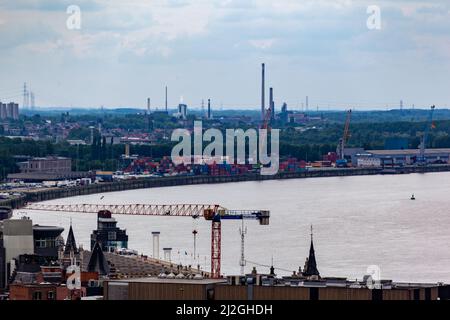 Una vista aerea del porto di Anversa, Belgio Foto Stock