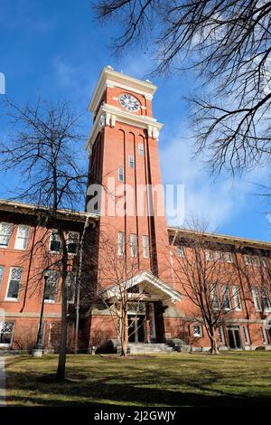 Bryan Hall, costruito nel 1909, presso la Washington state University; Pullman, Washington; originariamente la biblioteca principale e la sala di assemblaggio del campus. Foto Stock