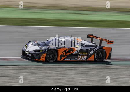 Un'auto da corsa in pista - KTM GTX X-Bow GT4 Foto Stock