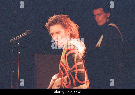 Simon le Bon cantò con la sua band Duran Duran dal vivo il 11th novembre 1988 Foto Stock