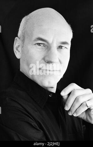 Patrick Stewart, attore, che sta giocando il ruolo del capitano Jean Luc Picard in Star Trek la prossima generazione, nella foto del 20th aprile 1988. Foto Stock