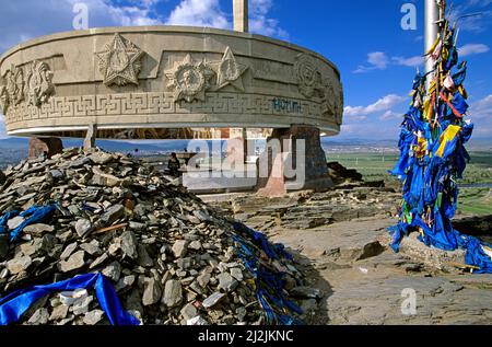 Mongolia. Ulaanbaatar. Il memoriale dello Zaisan è un monumento commemorativo a sud della capitale mongolo di Ulaanbaatar che onora i soldati sovietici uccisi durante la guerra mondiale Foto Stock