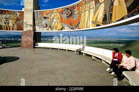 Mongolia. Ulaanbaatar. Il memoriale dello Zaisan è un monumento commemorativo a sud della capitale mongolo di Ulaanbaatar che onora i soldati sovietici uccisi durante la guerra mondiale Foto Stock