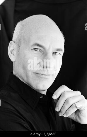 Patrick Stewart, attore, che sta giocando il ruolo del capitano Jean Luc Picard in Star Trek la prossima generazione, nella foto del 20th aprile 1988. Foto Stock