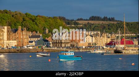 Porto e lungomare di Oban, Argyll e Bute, Scozia, Regno Unito Foto Stock