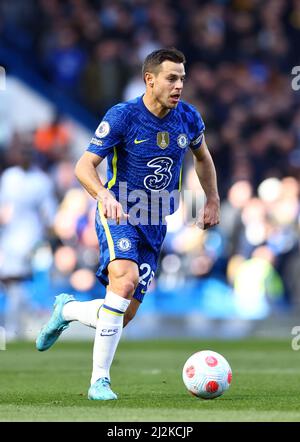 Londra, Regno Unito. 2nd Apr 2022. Cesar Azpilicueta di Chelsea durante la partita della Premier League a Stamford Bridge, Londra. Il credito d'immagine dovrebbe leggere: David Klein/Sportimage Credit: Sportimage/Alamy Live News Foto Stock