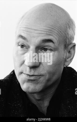 Patrick Stewart, attore, che sta giocando il ruolo del capitano Jean Luc Picard in Star Trek la prossima generazione, nella foto del 20th aprile 1988. Foto Stock