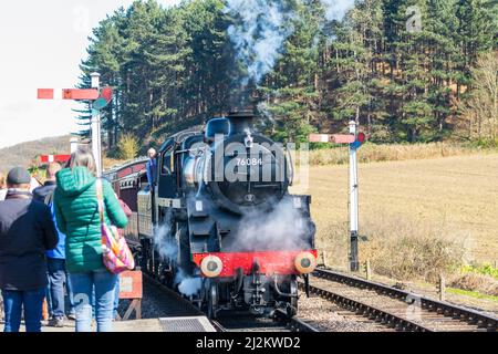 Weybourne, Regno Unito – Aprile 2nd 2022: Evento di gala a vapore di primavera sulla linea North Norfolk Poppy Credit: Richard o'Donoghue/Alamy Live News Foto Stock