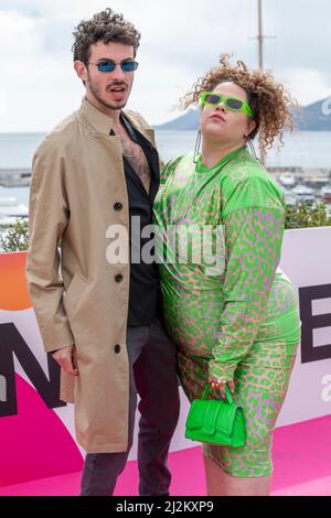 Cannes, Francia, 2 aprile 2022, Levin Leib Lev e Maya Landsmann partecipano alla fotocall 'la lezione' durante il Festival delle Canneseries 5th a Cannes, Francia Foto Stock