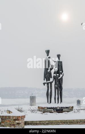 Memoriale alle vittime del triste raid di Novi nel 1942 su serbi, ebrei e ROM. Foto Stock