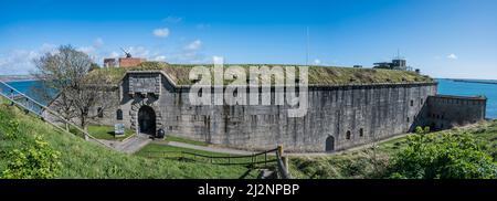 Il Nothe Fort significa Nose si trova sopra l'entrata di Weymouth e del porto di Portland, il forte è stato costruito tra il 1860-1872 per proteggere il porto. Foto Stock