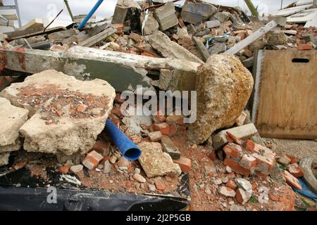 Sciopero aereo contro la popolazione civile, case distrutte, guerra in Ucraina Foto Stock