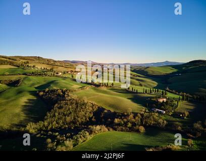 Drone di paesaggio nella valle d'Orcia, Toscana, Italia Foto Stock