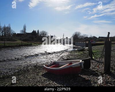 Lower Halstow, villaggio sul fiume Medway, Kent settentrionale, Inghilterra, Regno Unito Foto Stock