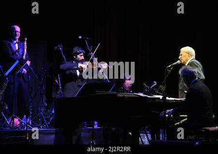 Paolo Conte in concerto dal vivo Foto Stock