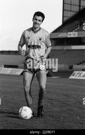 Wolverhampton Wanderers F.C della nuova firma, Paul Cook, al Molineux Stadium. 4 agosto 1992. Foto Stock