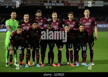 Salerno, Italia. 02nd aprile 2022. La formazione della Salernitana durante la Serie A 2021/22 tra la Salernitana 1919 e il Torino Football Club all'Arechi Stadium di Salerno, Italia, il 2 aprile 2022. (Foto di Agostino Gemito/Pacific Press/Sipa USA) Credit: Sipa USA/Alamy Live News Foto Stock