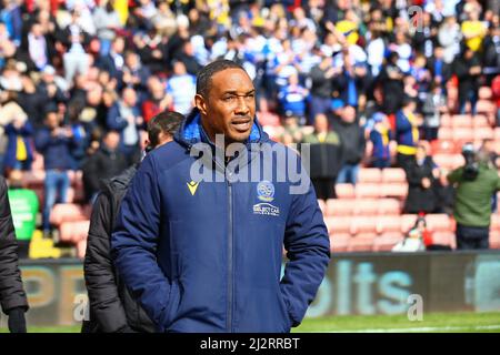 Oakwell, Barnsley, Inghilterra 2nd aprile 2022 Reading Manager Paul Ince - durante il gioco Barnsley v Reading, Sky Bet EFL Championship 2021/22, a Oakwell Foto Stock