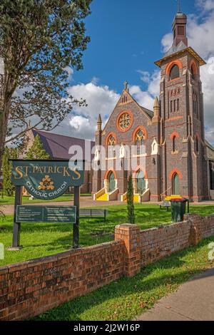 Chiesa cattolica di San Patrizio, Glen Innes. La pietra di fondazione per il primo edificio della Chiesa Cattolica a Glen Innes fu posata nel 1864 da Dean Lynch Foto Stock